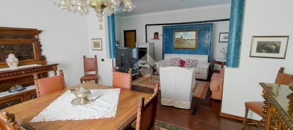 Villa de 4 dormitorios en Fiesse, Italy No. 355745 3