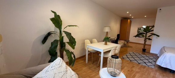 1 bedroom Apartment in Eixample, Spain No. 176989 2