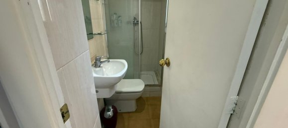 1 bedroom Apartment in Eixample, Spain No. 176989 26