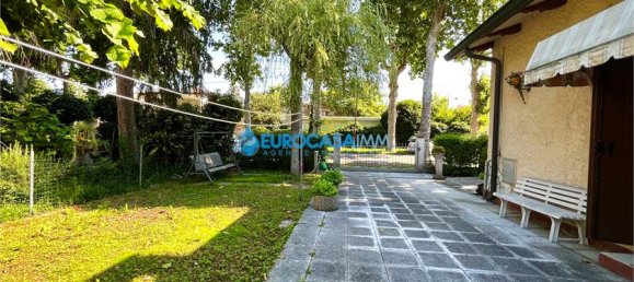 3 Schlafzimmer Haus in Novi di Modena, Italy, Nr. 59555 11