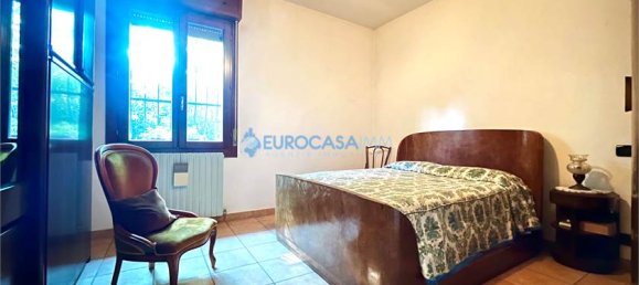 3 Schlafzimmer Haus in Novi di Modena, Italy, Nr. 59555 23