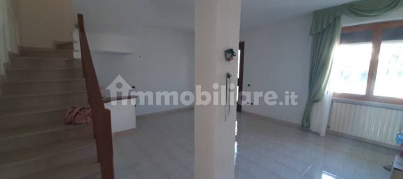 3 Schlafzimmer Haus in Rosignano Marittimo, Italy, Nr. 354608 4