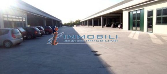 1025m² Warehouse in Settimo Milanese, Italy No. 179215 5