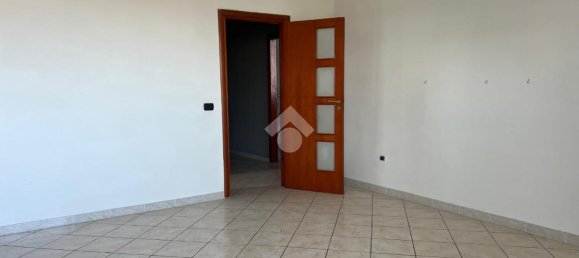 3 rooms Apartment in Melito di Napoli, Italy No. 233201 6