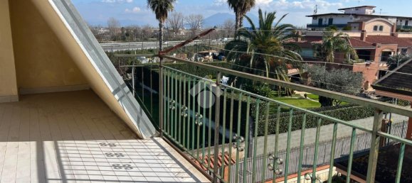 3 rooms Apartment in Melito di Napoli, Italy No. 233201 10