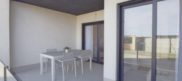 Apartamento de 2 dormitorios en Torrevieja, Spain No. 12697 5
