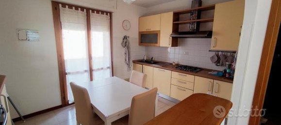 4 rooms Apartment in Colle di Val d'Elsa, Italy No. 260404 2