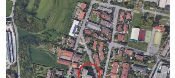 3 bedrooms Apartment in Lomagna, Italy No. 3889 20