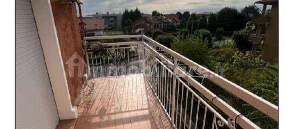 3 bedrooms Apartment in Lomagna, Italy No. 3889 11