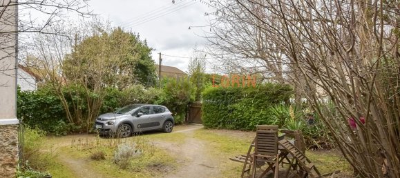 2 bedrooms House in Le Vesinet, France No. 151517 11