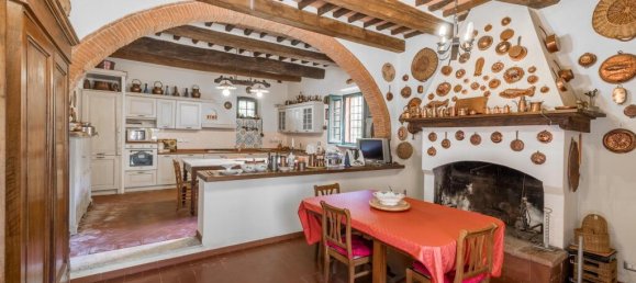 6 bedrooms House in San Giuliano Terme, Italy No. 57731 3