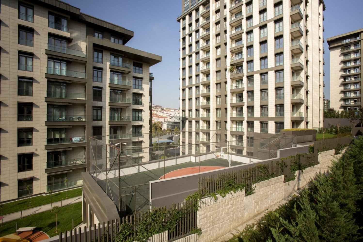 Apartment 4+1 in Istanbul, Turkey No. 7958