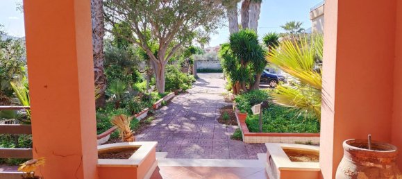 Вилла с 9 комнатами в Фикарацци, Италия № 42221 3