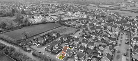 3 bedrooms House in Horley, United Kingdom No. 1037 47