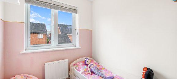 3 bedrooms House in Horley, United Kingdom No. 1037 15