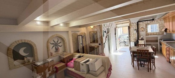 Дом с 2 комнатами в Торремаджоре, Италия № 17056 3