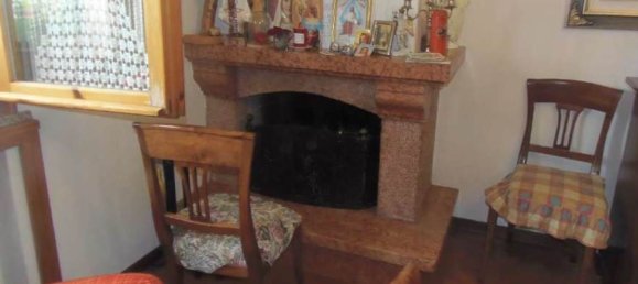 3 rooms Apartment in Forlì, Italy No. 97729 6