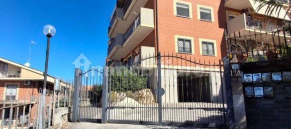 Garage in Lanuvio, Italy 17m², Nr. 350384 3