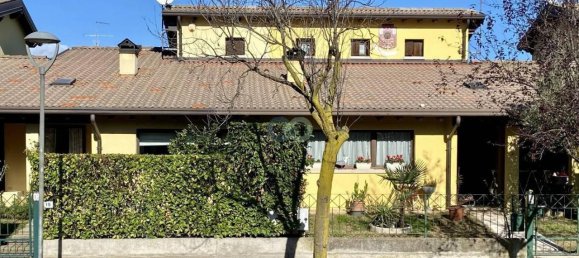 Вилла с 4 комнатами в Сирмионе, Италия № 21550 3