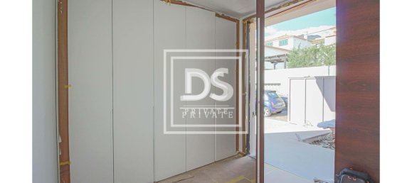 3 bedrooms Villa in Funchal, Portugal No. 144046 4