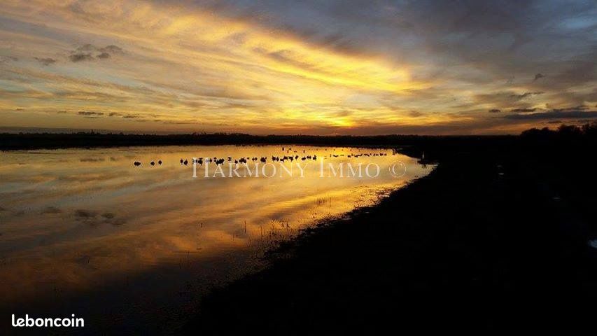 Terreno em Warhem, France 15000 m² N.º 79315