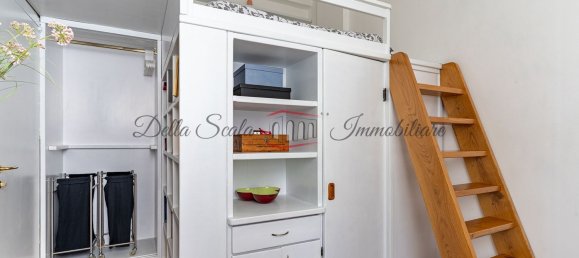 5 bedrooms Villa in Milan, Italy No. 364247 10