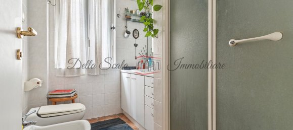 5 bedrooms Villa in Milan, Italy No. 364247 20