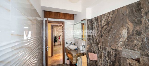 2 bedrooms Apartment in Messina, Italy No. 321937 29