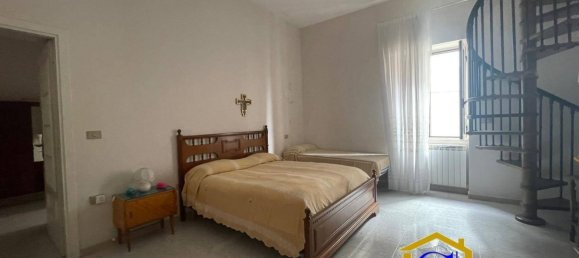 10 bedrooms House in Pastorano, Italy No. 363618 8