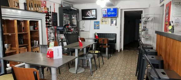 Edificio en Mayenne, France 211 m² No. 357634 2