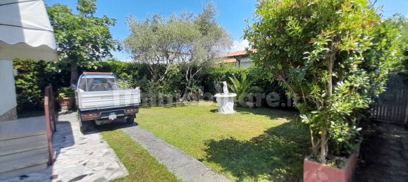 Вилла с 4 спальнями в Форте деи Марми, Италия № 59043 3