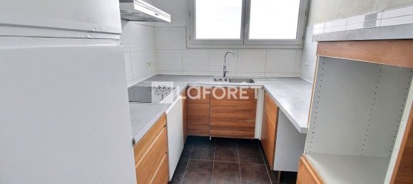 Apartamento de 2 dormitorios en Asnieres-sur-Seine, France No. 188008 3