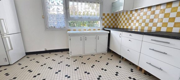 2 Schlafzimmer Wohnung in Garches, France, Nr. 145567 2