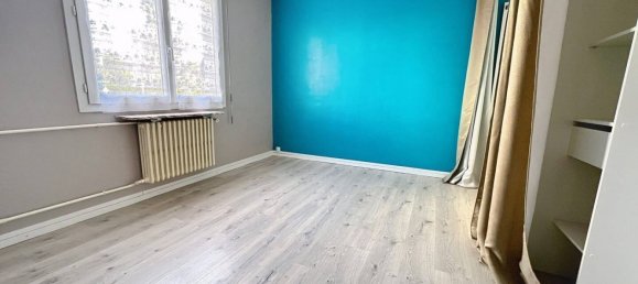 2 Schlafzimmer Wohnung in Garches, France, Nr. 145567 3