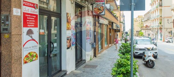 1 room Commercial property in Catania, Italy No. 83477 17