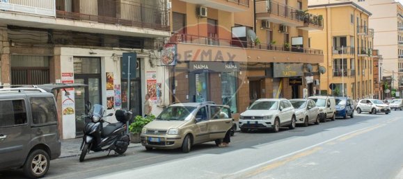 1 room Commercial property in Catania, Italy No. 83477 16