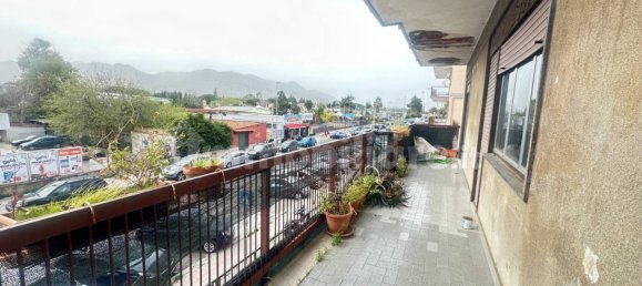 4 bedrooms Apartment in Palermo, Italy No. 50362 16