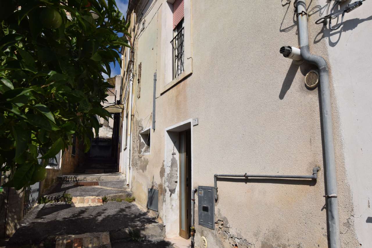 3 rooms House in Torino di Sangro, Italy No. 362964