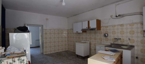 3 rooms House in Torino di Sangro, Italy No. 362964 4