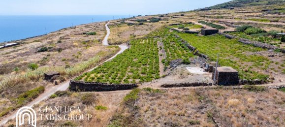 Grundstück in Pantelleria, Italy, Nr. 331282 3