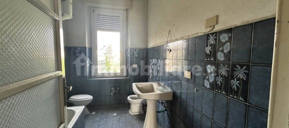 4 bedrooms House in San Giorgio Piacentino, Italy No. 220564 7