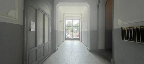 2 bedrooms Apartment in Milan, Italy No. 324785 9