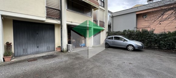 6 rooms Apartment in Viareggio, Italy No. 21758 41