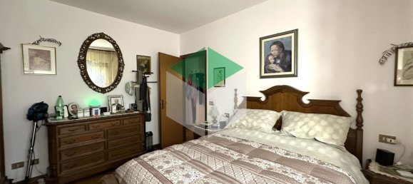 6 rooms Apartment in Viareggio, Italy No. 21758 21