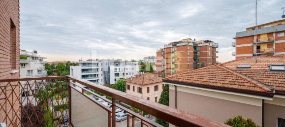 2 bedrooms Apartment in Modena, Italy No. 292081 20