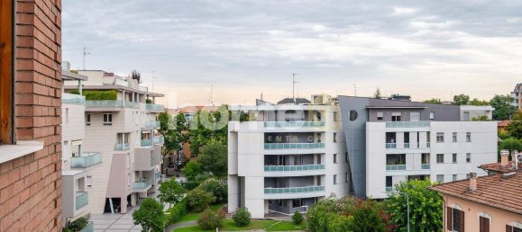 2 bedrooms Apartment in Modena, Italy No. 292081 21