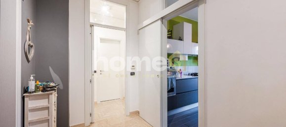 2 bedrooms Apartment in Modena, Italy No. 292081 12