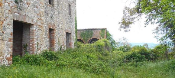 30 rooms House in Chiusdino, Italy No. 45986 6