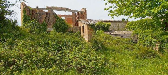 30 rooms House in Chiusdino, Italy No. 45986 4