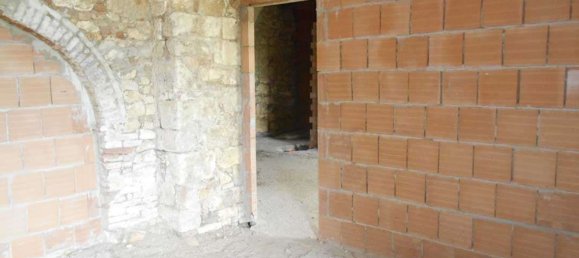 30 rooms House in Chiusdino, Italy No. 45986 11